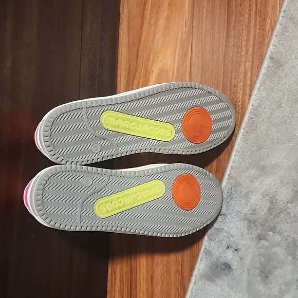 Marc Jacbos Purse and sneaker bundle. Willing to sell separately. - Picture 4 of 10